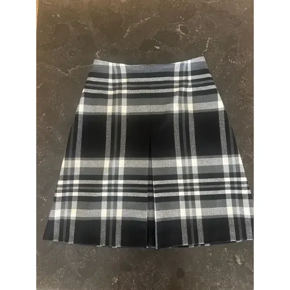 HUGO BOSS Vasanda Glen Plaid Stretch Wool Skirt in Black - Picture 2 of 5